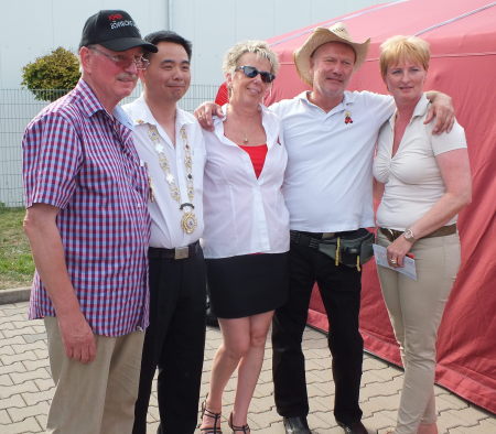 mit dem Vorstand der Bnnsche Chinese